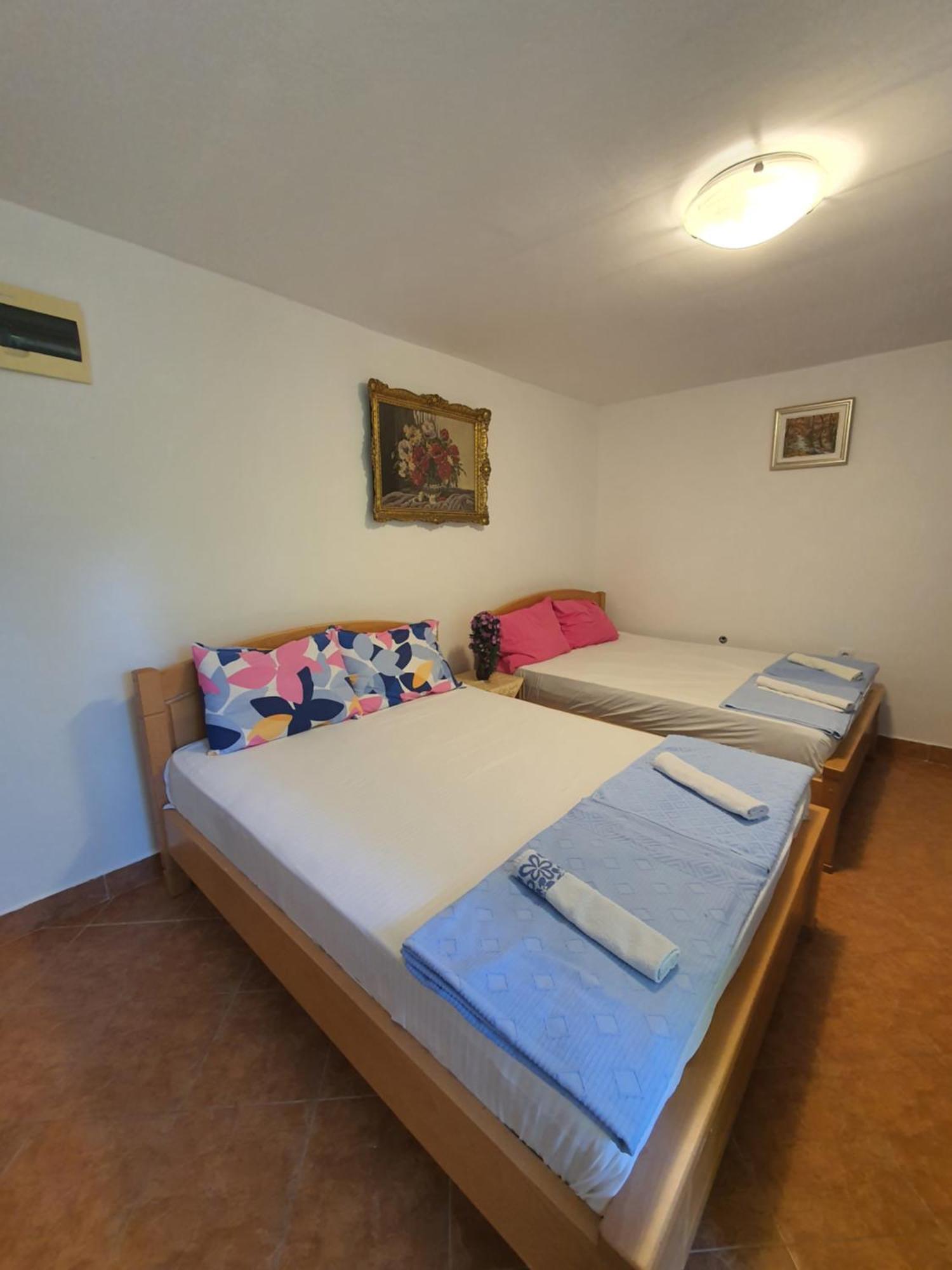 Apartments Petkovic Petrovac 외부 사진