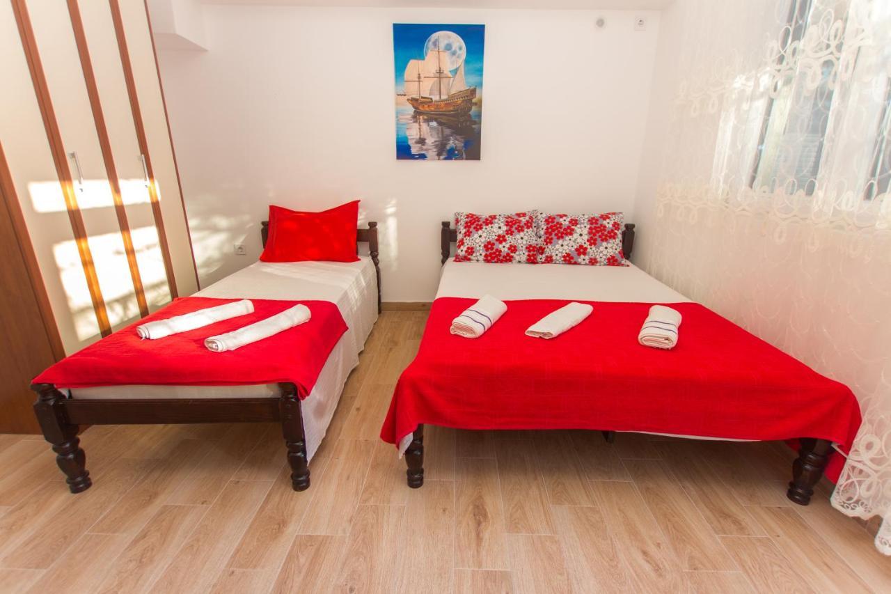 Apartments Petkovic Petrovac 외부 사진